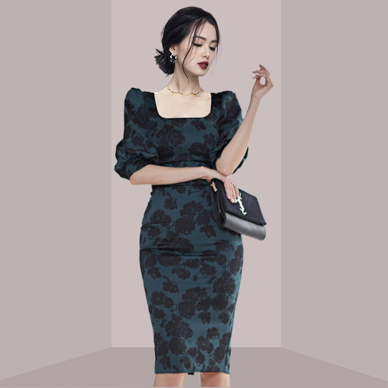 우아한 여성스러운 플로럴 프린트 슬림핏 미디 드레스 한 - French Vintage Floral Midi Dress 리뷰 및 가격